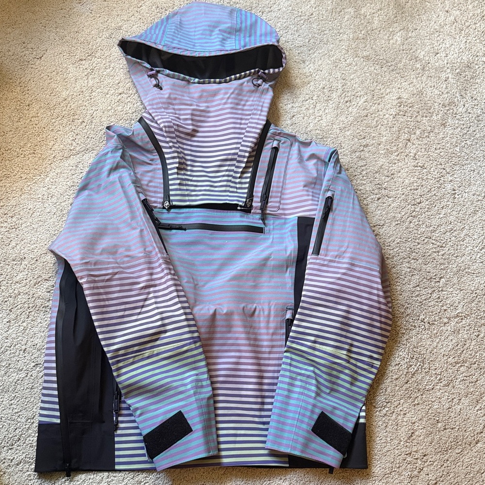 NWOT FREE PEOPLE 
Blizzard Bliss Printed Pullover